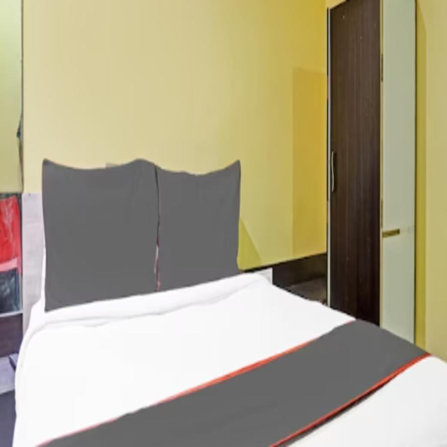 Carnival Hotel Pune Luaran gambar