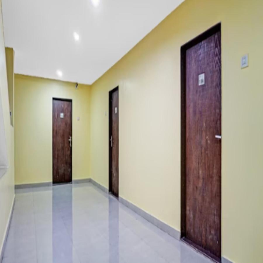 Carnival Hotel Pune Luaran gambar